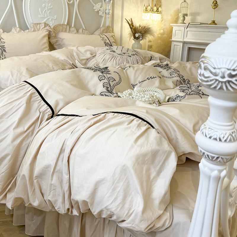 Four-piece Set of Pure Cotton Bedding French Lace Quilt Cover, Bed Sheet Pillowcase Set