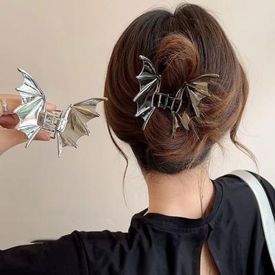 Pinzas para el pelo de aleación de Halloween con forma de murciélago, estilo minimalista Y2K, de metal, con forma de tiburón, accesorios para el pelo de estilo gótico festivo