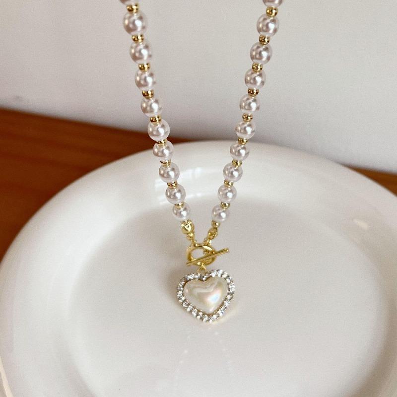 Pearl neck chain niche design sense mermaid Ji love collarbone chain, high temperament sweet necklace