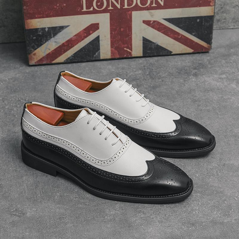 New Autumn Fashion Men Office Shoes Patent Leather Men Dress Shoes Black and white block shoes Men's leather shoes Wedding Party