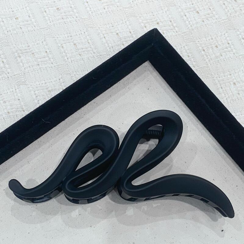 Pinces à Cheveux Vague Couleur Unie Mode pour Femmes Pince à Cheveux Dépolie Haute Qualité Accessoires Cheveux Quotidien Cadeau pour Filles