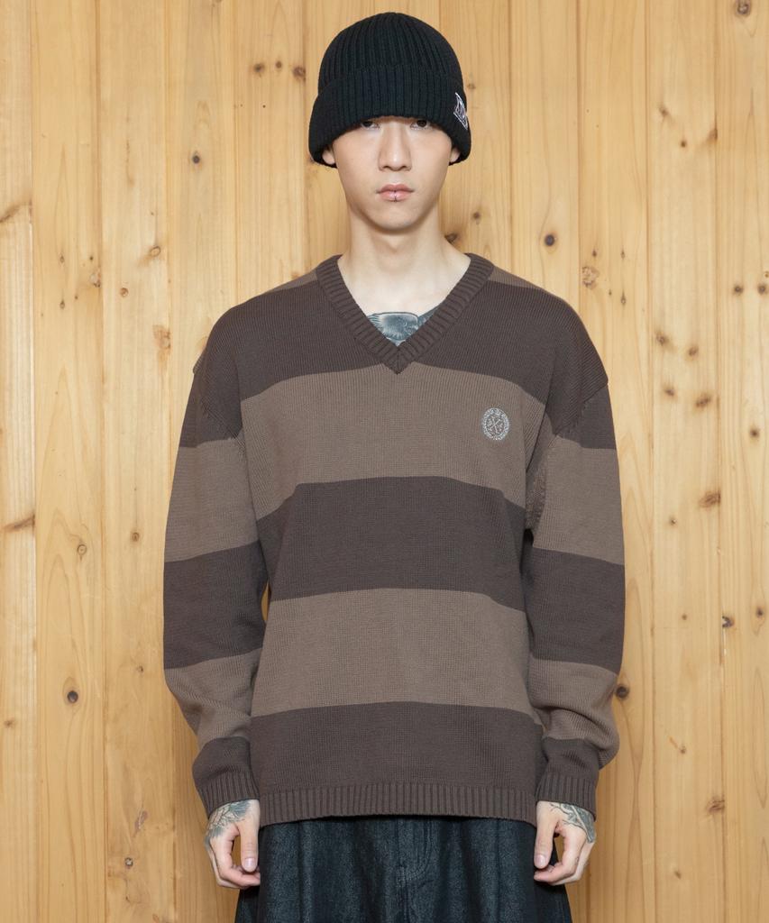 XTONZ Xtk170 Striped V-Neck Pullover Knit (Brown)