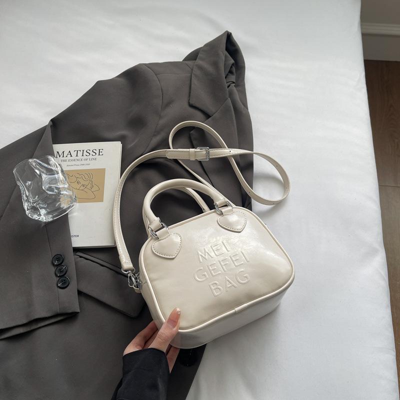 Popular small bag women's summer new high-end messenger bag versatile portable pillow bag