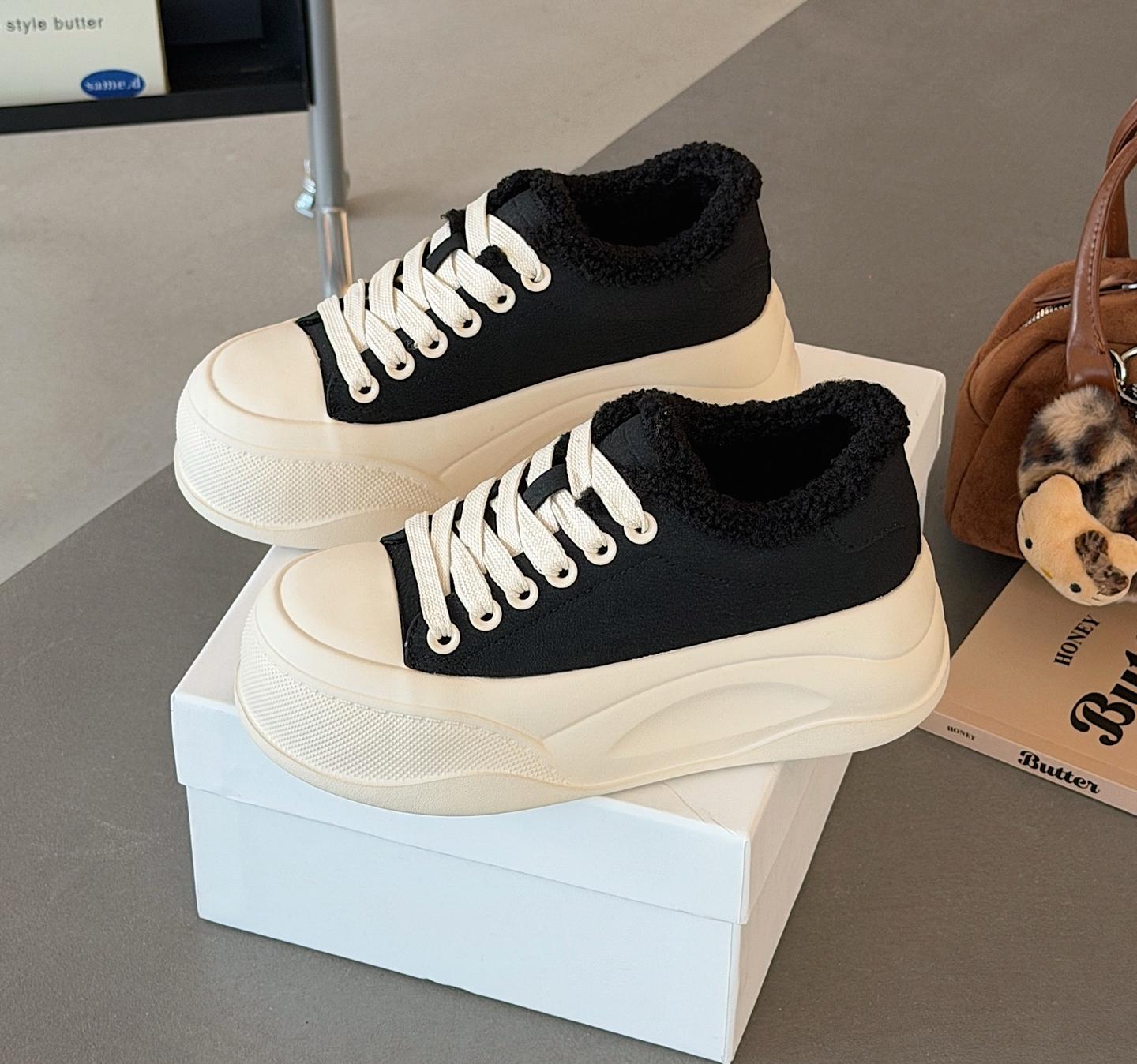 

Leather velvet muffin shoes women s winter new thick-soled versatile casual shoes heightening warm cotton shoes 35