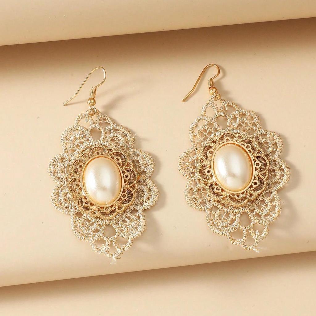 Elegant European & American Antique Black Tassel Lace Stud Earrings