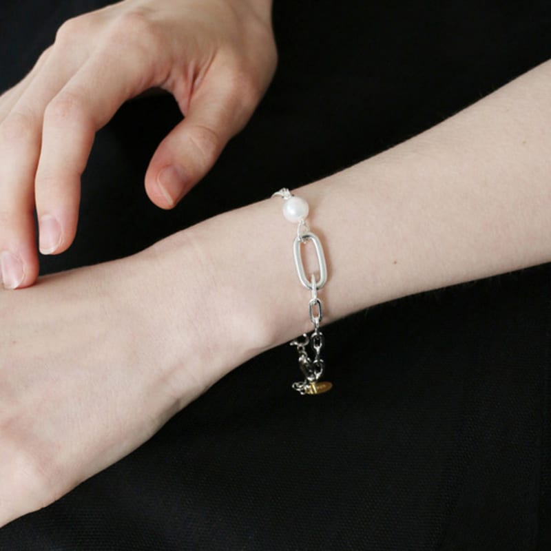 EIGHTMORE Silver925 Clipping Pearl Bracelet
