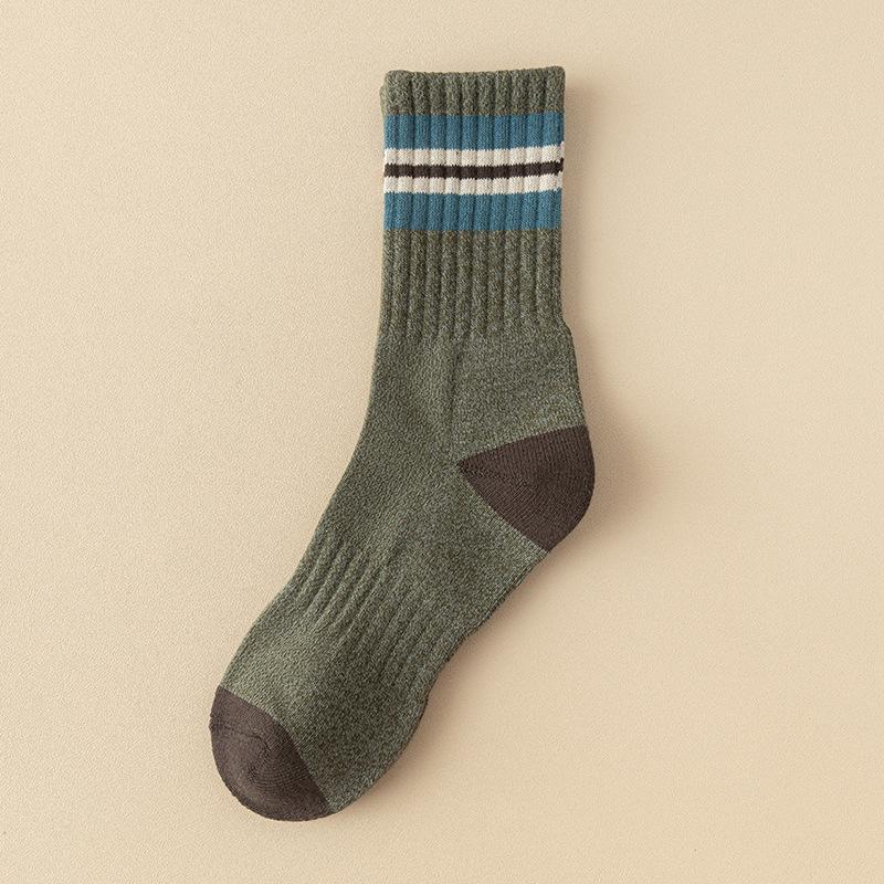 Men's Thick Mid-Calf Winter Socks - Fleece-Lined, Warm, Odor-Resistant, Striped Sports Style.
