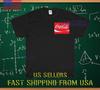 NUOVA T-SHIRT COCA-COLA BANDIERA LOGO RACING T-shirt AMERICANA DIVERTENTE TAGLIA S-5XL
