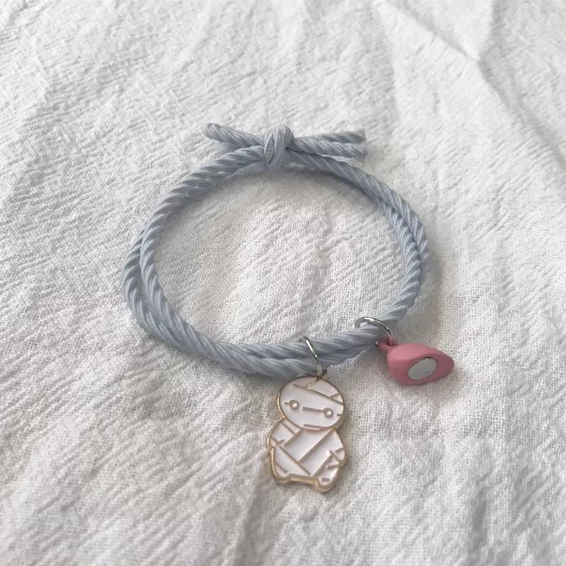 

Black & White Ghost Couple Bracelets with Heart Magnet - Bestie Rubber Bands Gift for Boyfriend, Halloween.