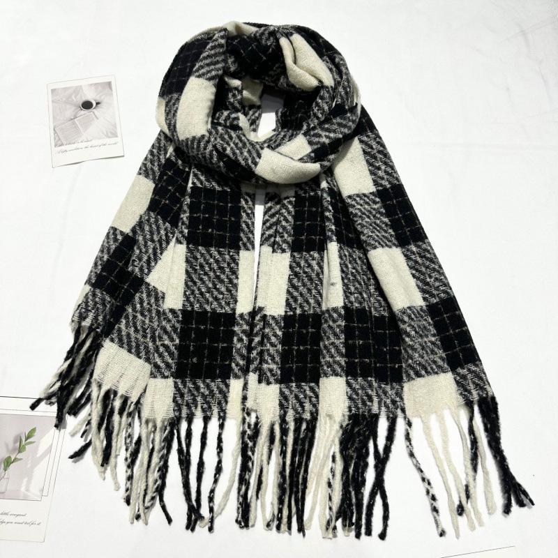 

Two color Color blocking Scarf for Women Imitation Cashmere Soft and Thickened Autumn and Winter New Style Student Plaid Warm Scarf for Men