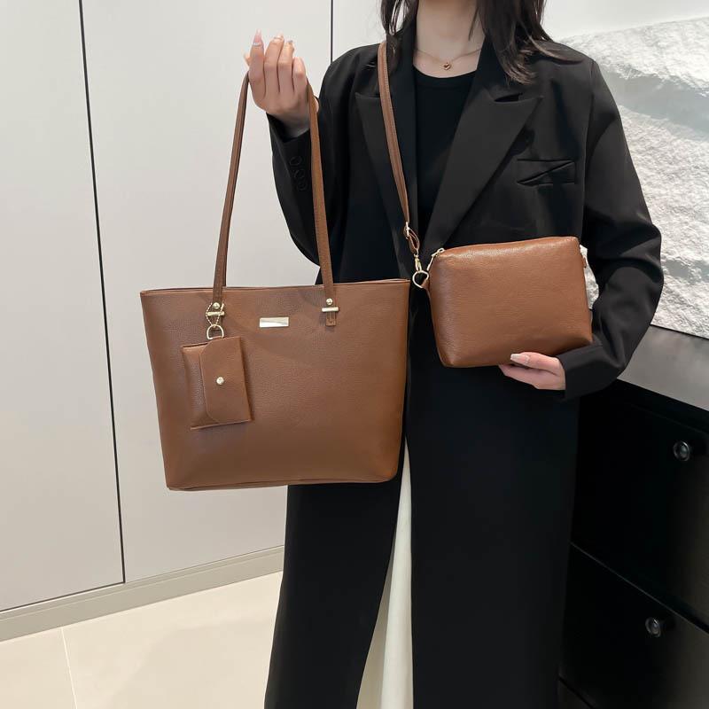 Minimalist Large Capacity Tote With Zipper Closure And Interior Phone Pouch For Office Use