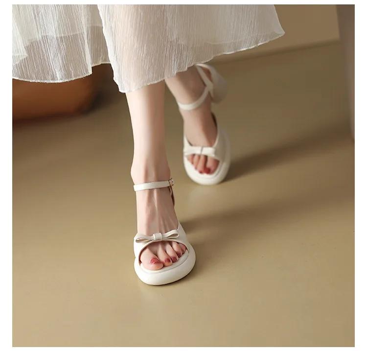 

Женские повседневные сандалии на платформе 2024 года, летняя женская мода, гладиаторские туфли с бантом и открытым носком, пляжные туфли, женские неглубокие римские сандалии 37