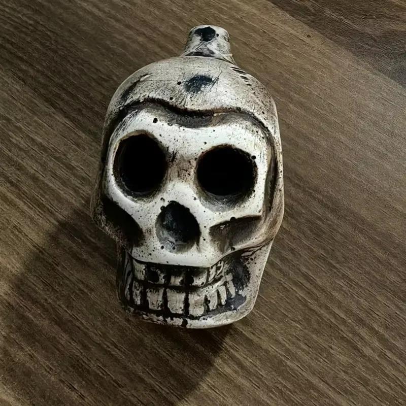 1Pc Whistle Skull Human Whistle Camping Tools  Explosive Net Red Ghost Whistle