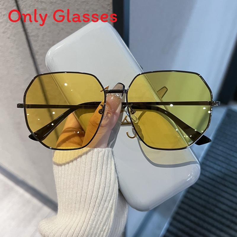 Square Frame Uv Protection Sunglasses For Men And Women With Trendy Style