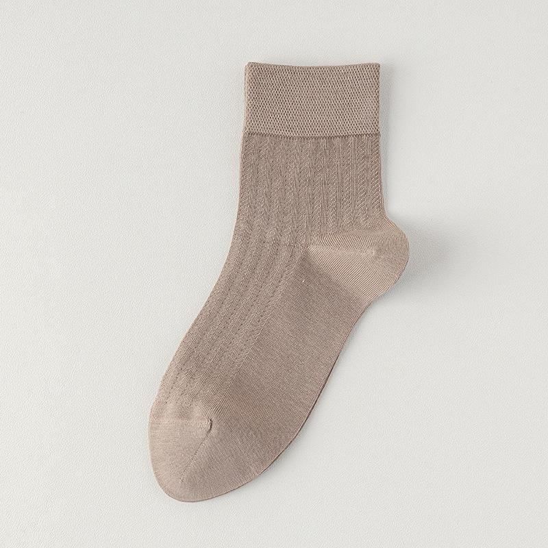 Herren Deodorierende Atmungsaktive Mesh Vielseitige Kurze Socken In Klassischer Farbserie Nahtlose Zehen Mittelwaden Socken
