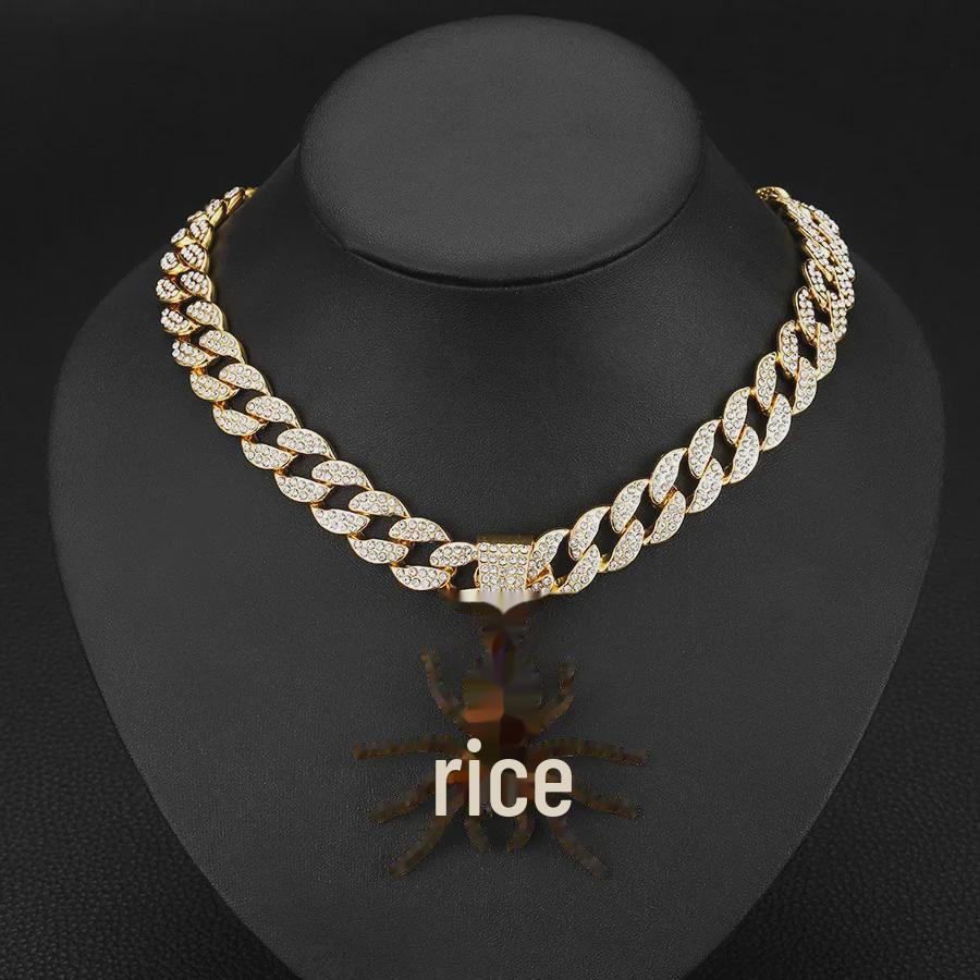 European and American Hip-Hop Spider Pendant Cuban Chain - Trendy Men's Necklace with Big Buckle and Diamond Accent