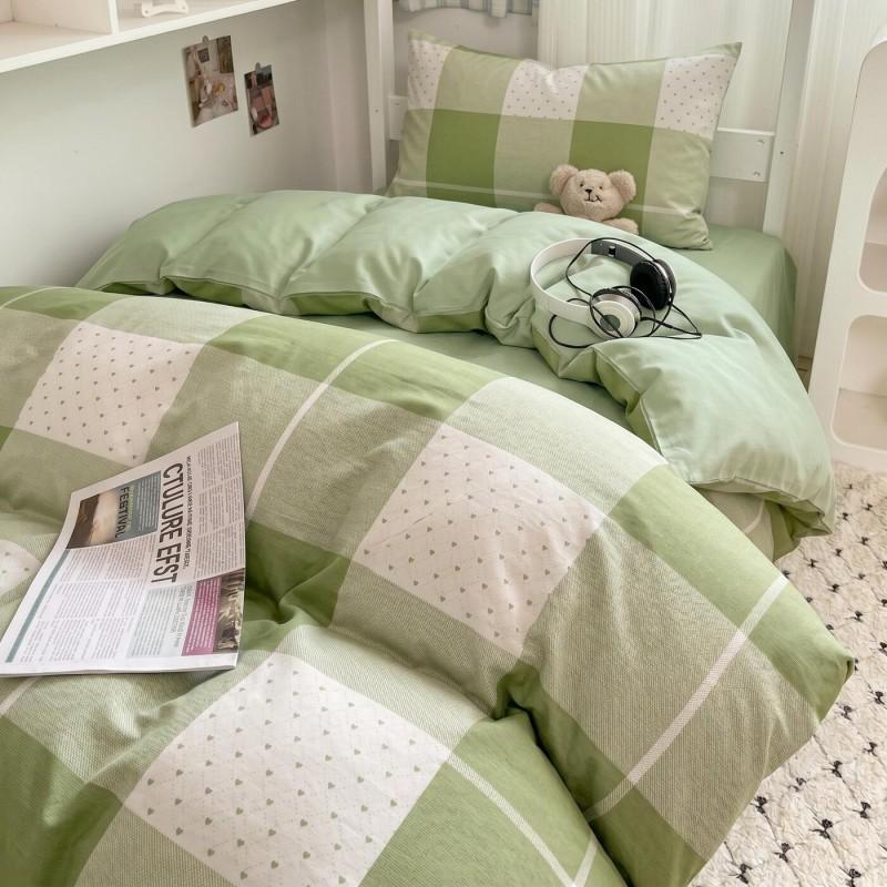 Cartoon Fresh Cotton Bedding Set 133x72 Thread Count Dorm