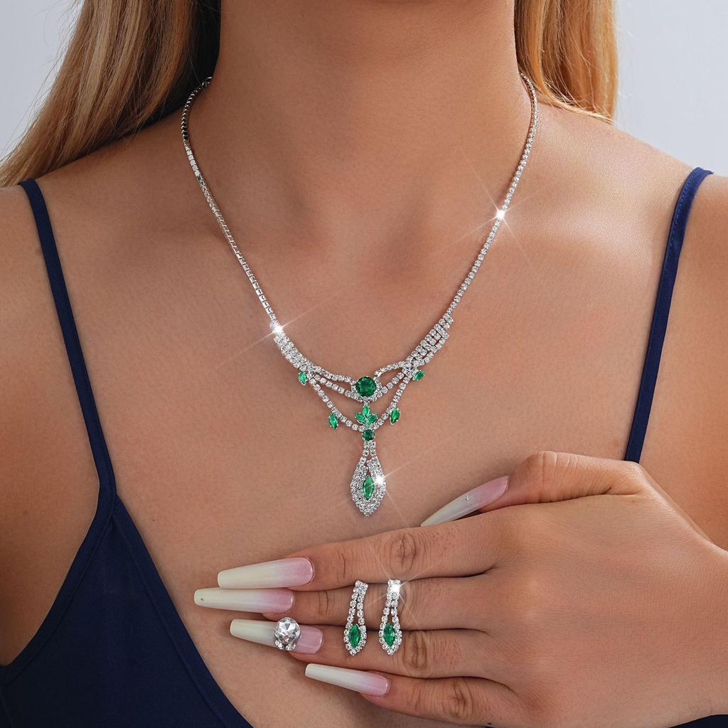 European-American Rhinestone Teardrop Necklace & Earring Set: Korean-Style Bridal Temperament Collarbone Chain Jewelry for Women