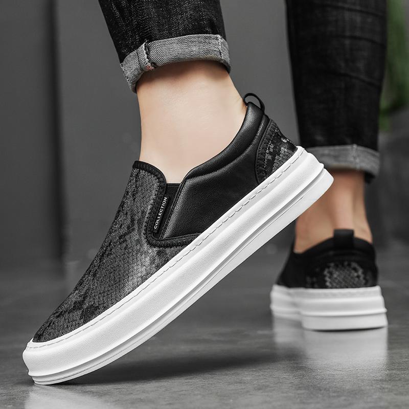 Genuine leather men's board shoes Fashion designers design styles Youth Outdoor Leisure Walk Party men's Slip on shoes Black