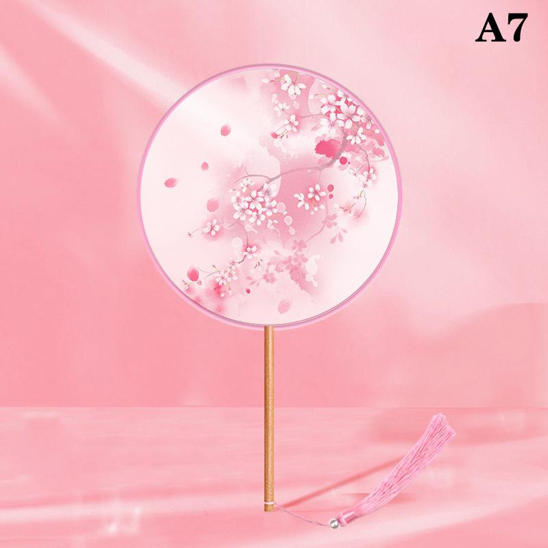 Chinesischer Runder Handfächer Vintage Druck Seidenfächer Antike Quaste Tanzhandfächer Cheongsam Tang Anzug Hochzeitsfeier Accessoires