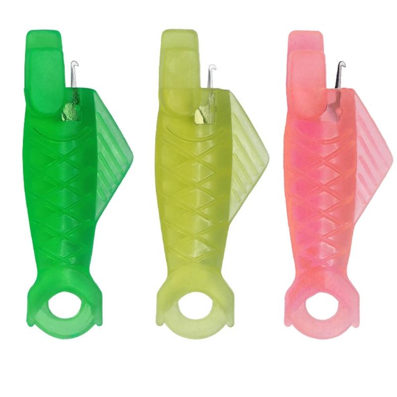 Pack of 5  Quick Threading Plastic Needle Threaders for Sewing Machines Ergonomic Compact Tool Efficient Crafting Aid