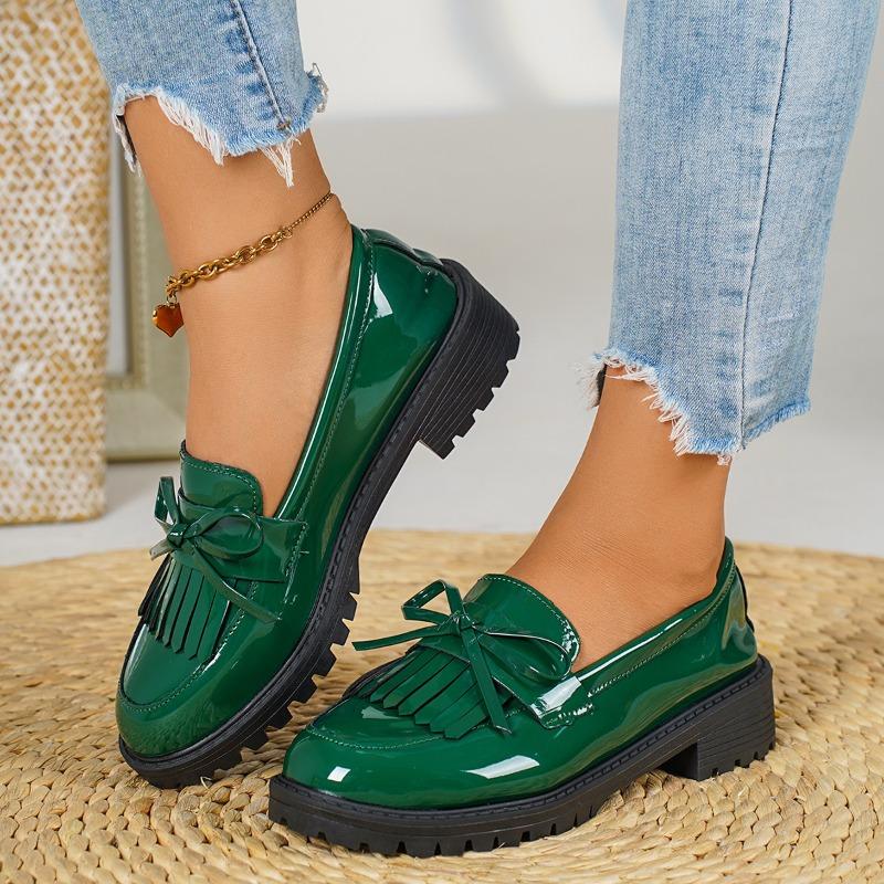 Women's Wide Width Driving Loafers, Tassel Slip-On Casual Flats, Comfortable Moccasin Shoes for Women