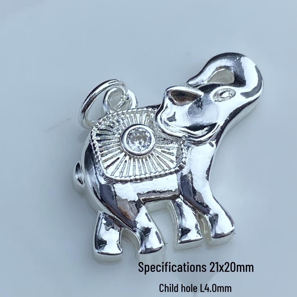 Handmade Antique Bronze Single-Sided Small Elephant Pendant for DIY Jewelry Making