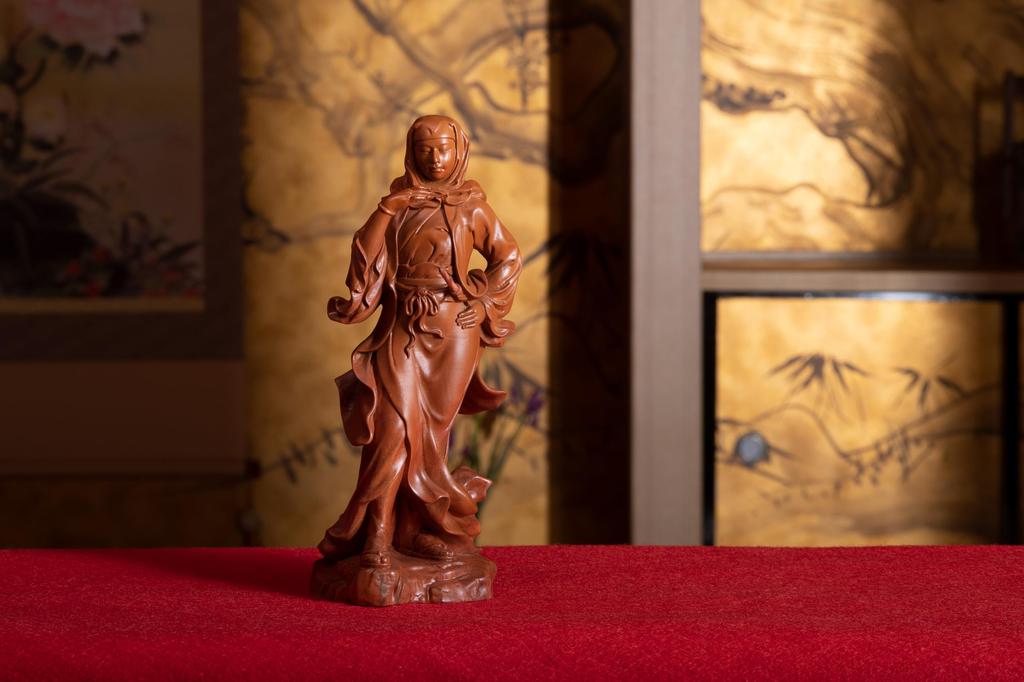 HASEL Sengoku Busho Wooden Figure Naotora Ii Kiwami