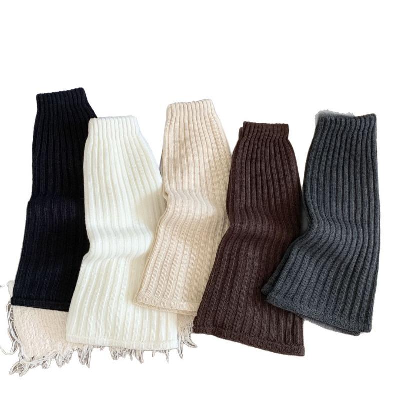 Winter and Autumn Thick Yarn Knitted Thick and Warm Leg Coverings That Make Legs Look Slimmer, Pure White Leg Coverings