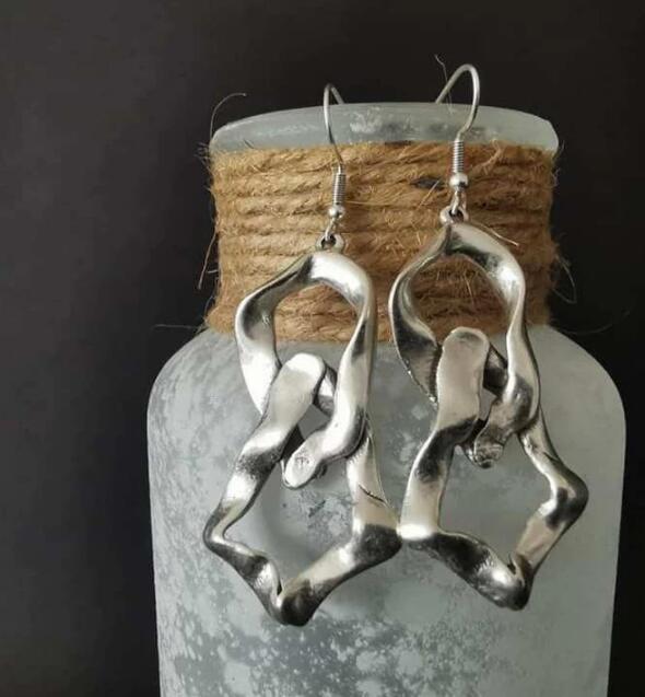 2023 New Women's Ethnic Personality Vintage Geometry Long Hook Triangle Metal Spiral Earrings Women's Accessories