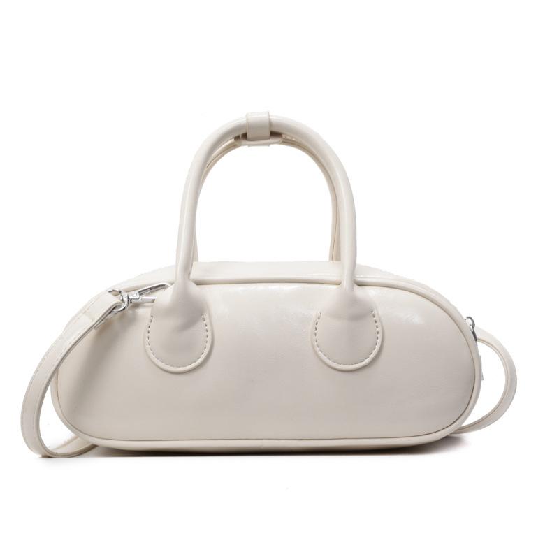 Popular new Korean version niche simple personality portable baguette bag femininity casual versatile commuter messenger bag