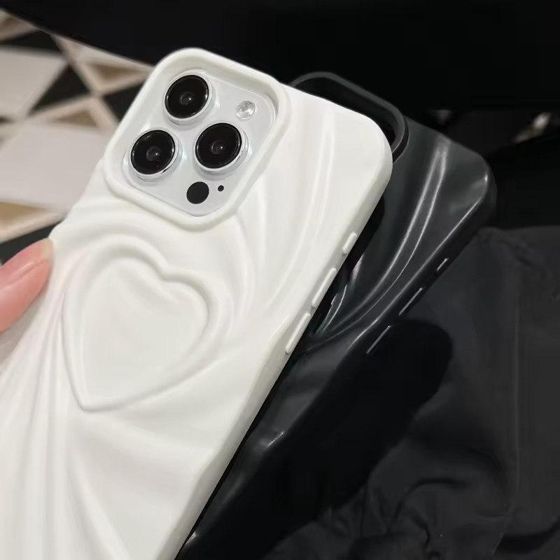 Pouzdro na telefon Fashion Fold Wrinkle 3D Love Heart pro iPhone 13 14 15 Pro Max 16 Plus 11 12 ProMax Soft Matte Silicon Full Cover