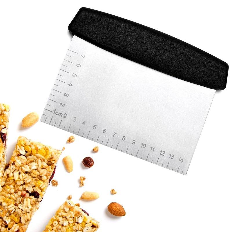 6.5 inch Stainless Steel Flour cutter Pizza Cutter Smoother with Measuring Scale Baking Spatulas kitchen tools accessories