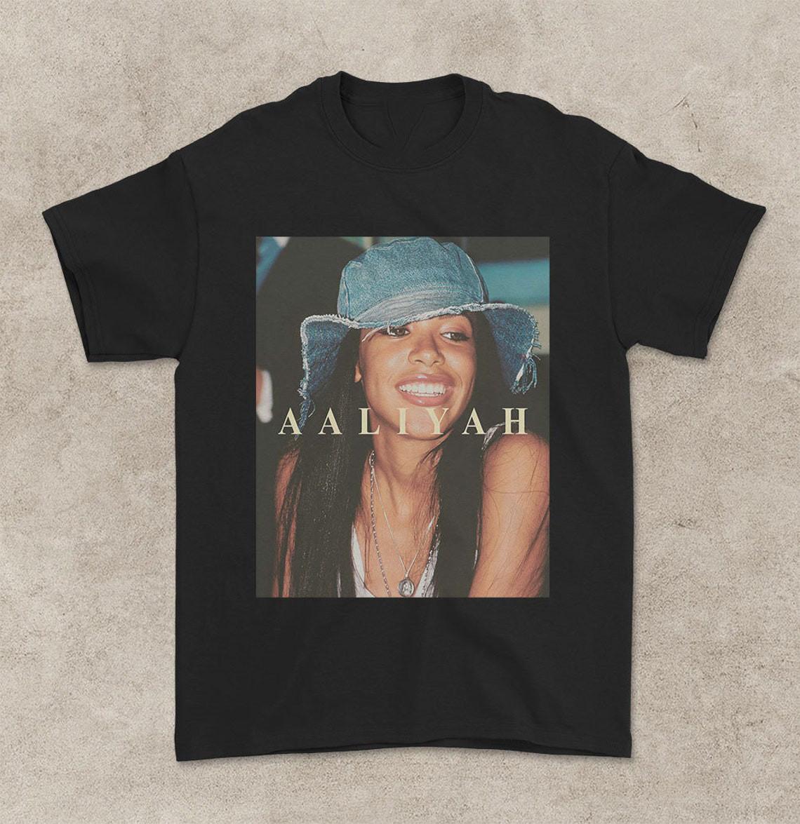 Aaliyah Queen Of The R&B T-Shirt Unisex Tee For Gift All Size SI01 L