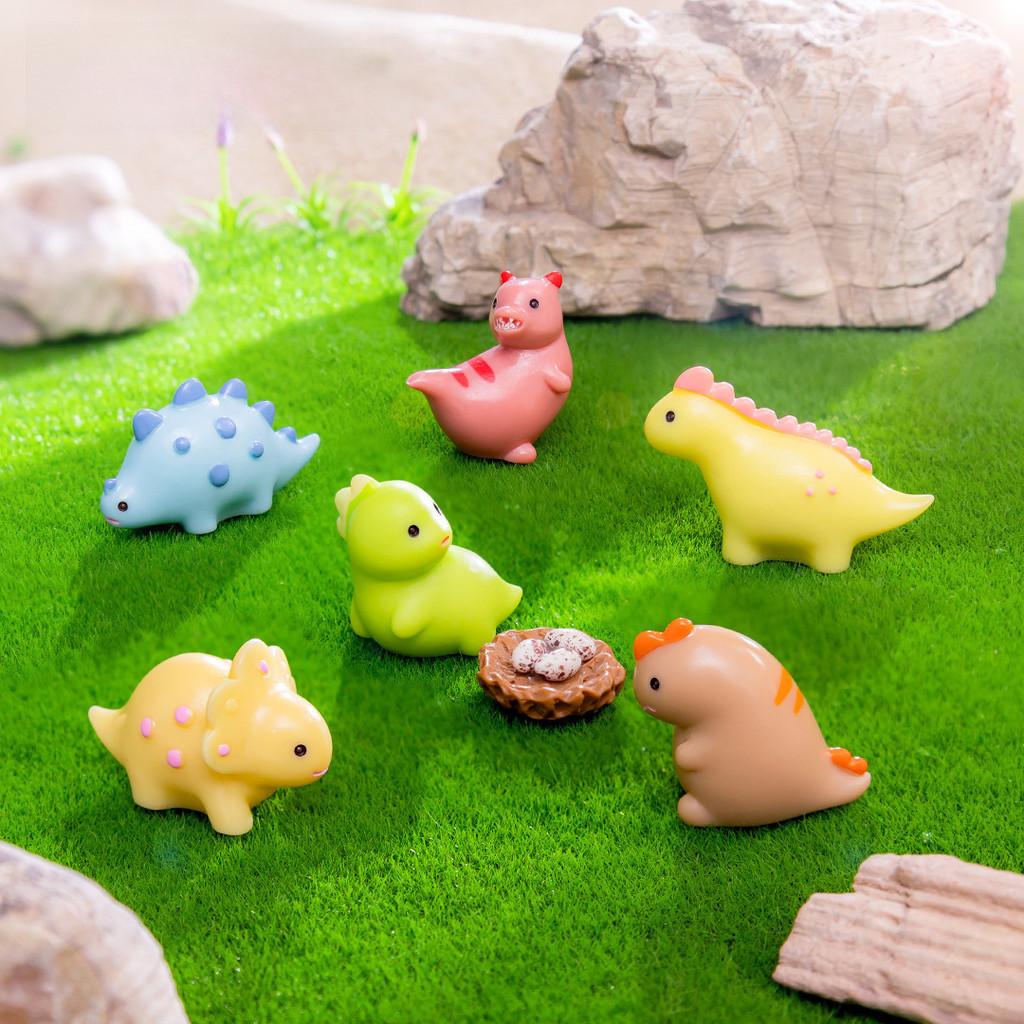 Adorable Resin Mini Dinosaur Figurines Cartoon Style Cute Desk Ornaments Accessories