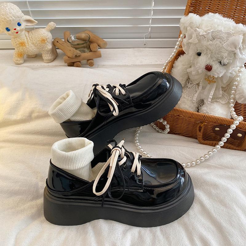 

Платформенные туфли из маленькой кожи женский стиль одинарные туфли новая мода универсальные повседневные большая голова нишевый стиль женская обувь 40