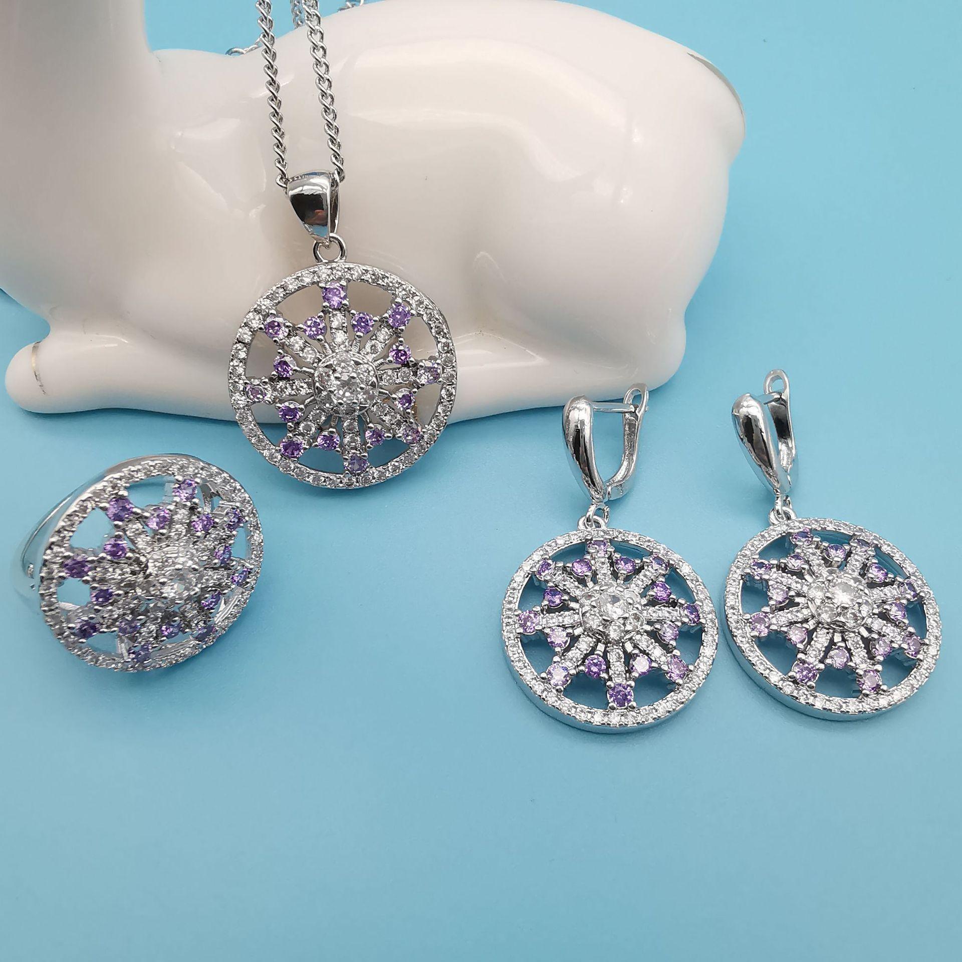 

Trend Explosions Round Micro Diamond Studded Ladies Multi-color Three Piece Jewelry Size 10
