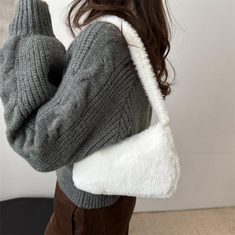 2025 Early Spring New Korean Version Mao Mao Solid Color Bag Casual Fashion Underarm Women's Bag Fashion Foreign Plush Handbag