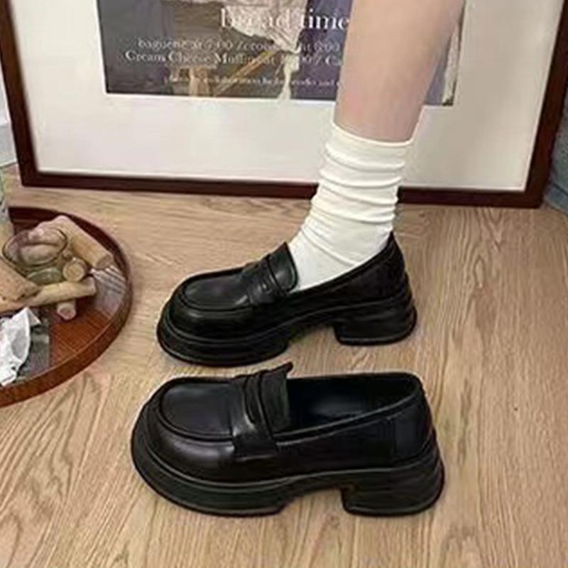 Women's British-style Small Leather Shoes In the Spring and Autumn of 2025 New Versatile Retro Single Shoes Thick-soled Black Loafers