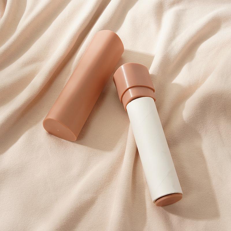 Portable Lipstick-Style Lint Roller for Pet Hair & Clothing
