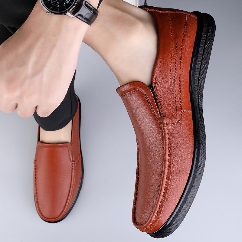 Zapatos de cuero suave para hombre Zapatos de conducción casuales Zapatos casuales de cuero para negocios para hombre Zapatos sin cordones de cuero genuino para hombre
