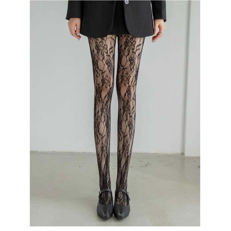 Women Sweet Floral Hollow Out Jacquard Thin Fishnet Pantyhose Stockings