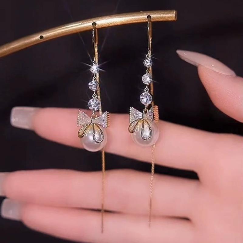 Simple Temperament Light Luxury Anti-lost Earrings Women's Fashion High Sense Tassel Versatile Super Fairy Personalized Earrings