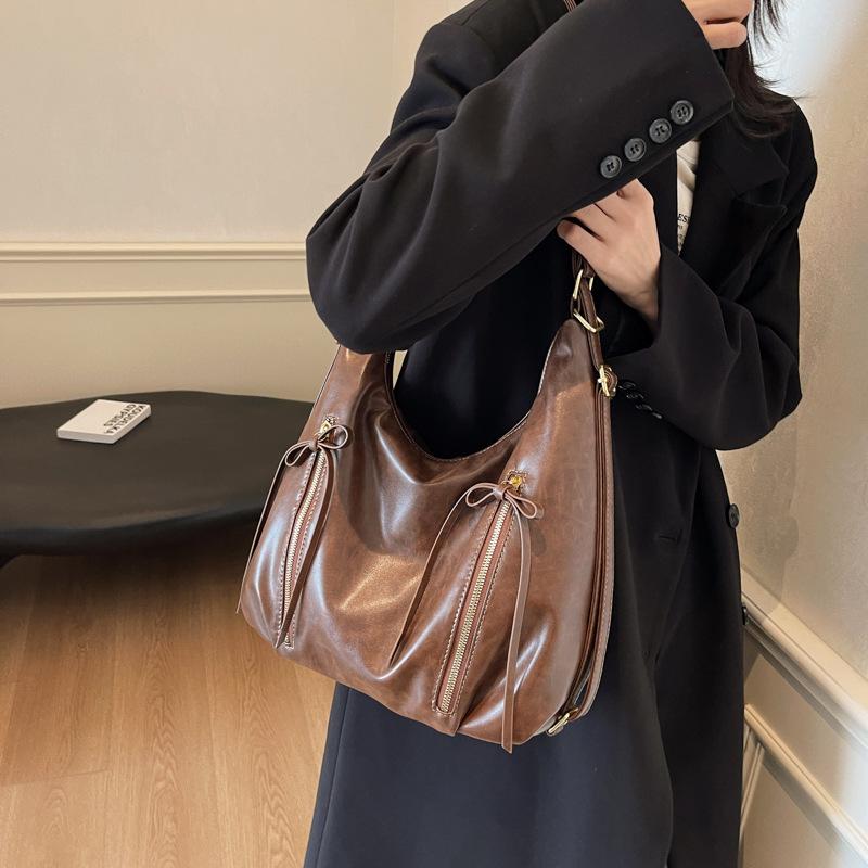 Vintage Large Capacity Women'S Backpack Backpack Stylish Simple Tote Bag Commuter Shoulder Bag