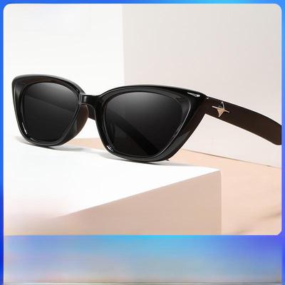 Ochelari de soare retro negri UV400 tip ochi de pisică - Rame mici la modă, stil celebritate de internet