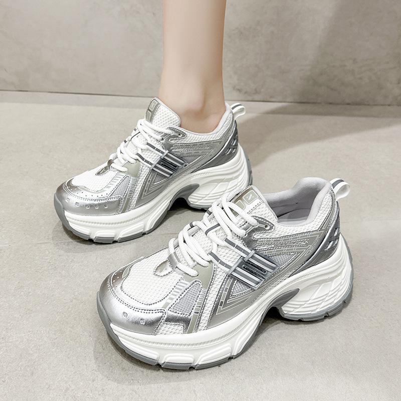 Inner heightening platform retro dad shoes women's 2025 spring new sports shoes casual shoes German training shoes Forrest Gump shoes women