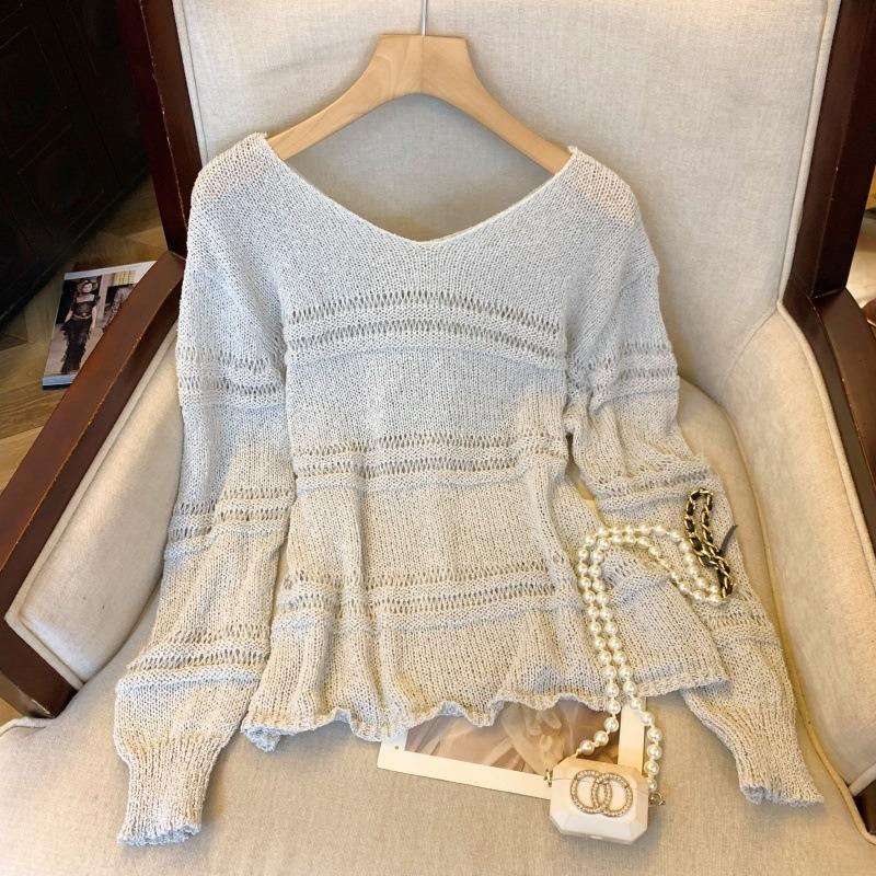 Knitted sweater women's autumn new design sense loose and thin sweater top trendy