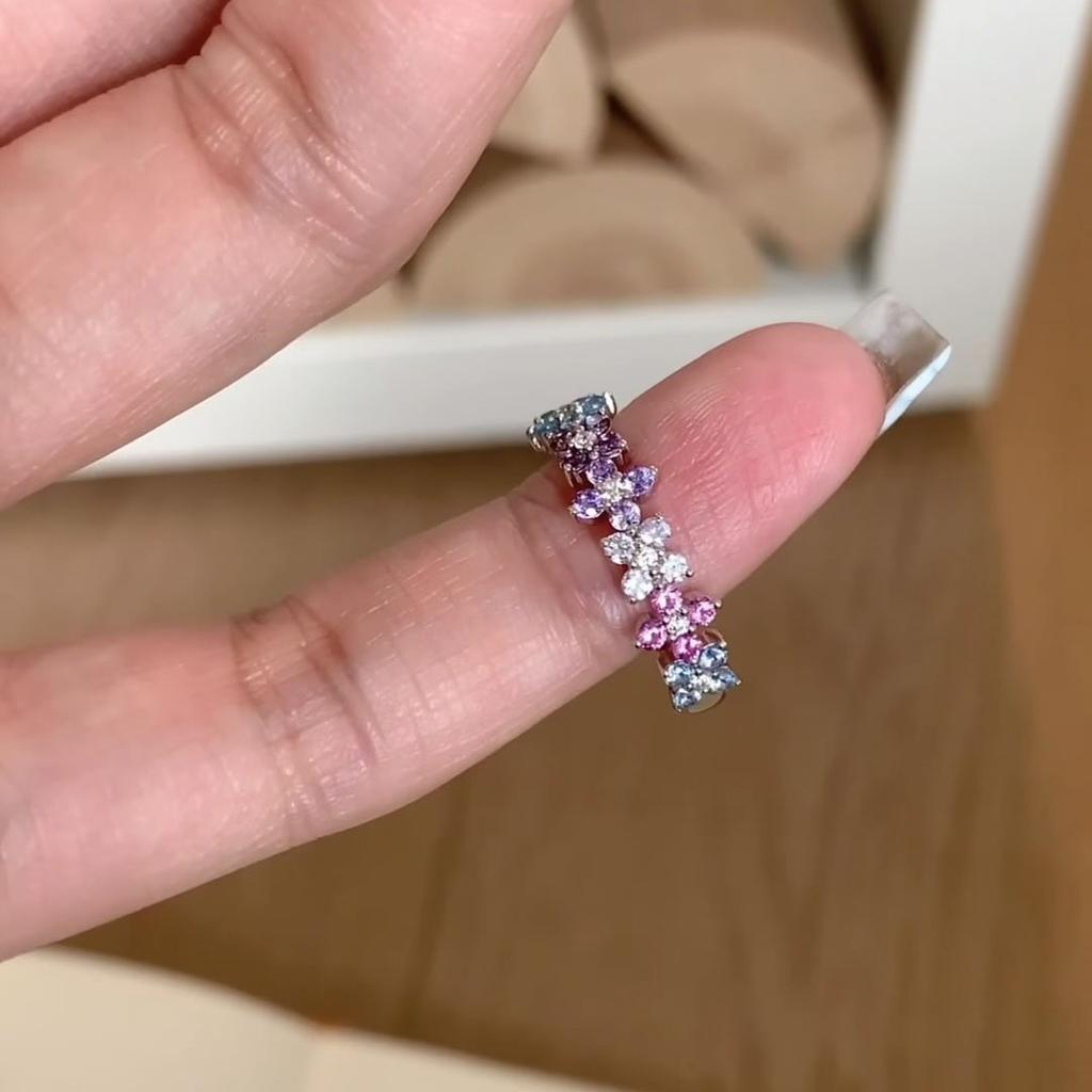 New dopamine colored diamond flower four-leaf clover ring fashionable and sweet temperament ring light luxury niche personality ring