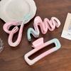 Fashionable Hair Claw Clips In Stunning Gradient Colors For Elegant Summer Looks
