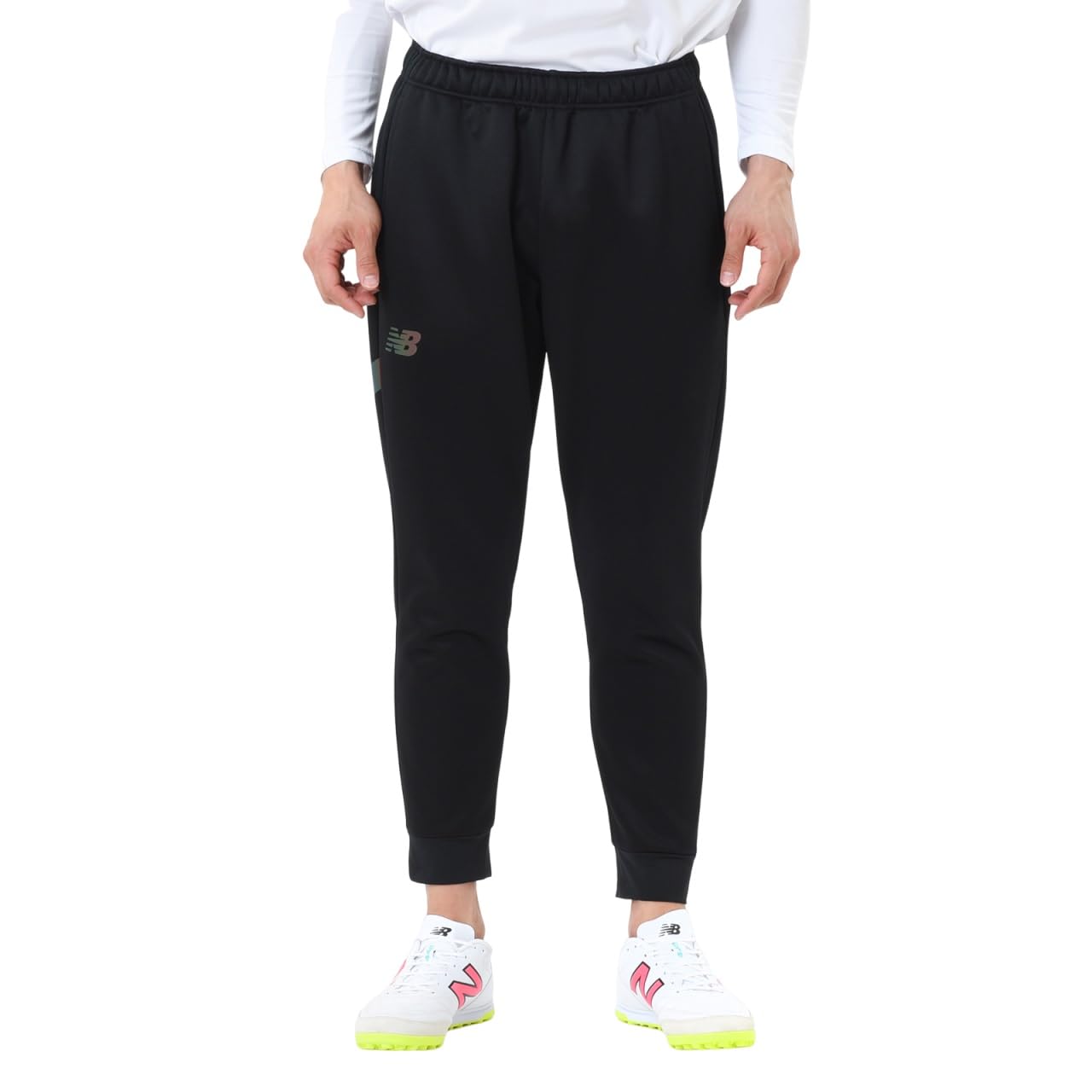 

Stretch Bonding Pants Windproof Water Repellent Soccer BK [New Balance] Men s (AMP45266) (Black)